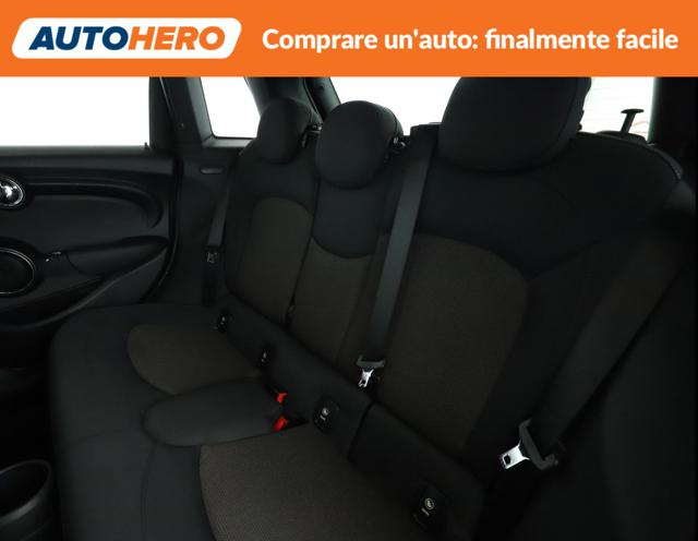https://cdn-ga.caraffinity.it/gonline_graphics/23704191_E_q0vr1d7n4f6wz.jpg